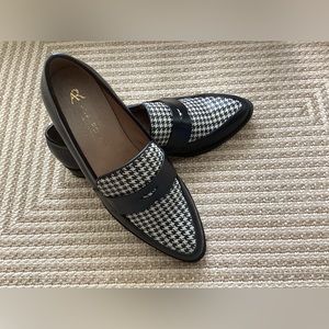Ana Roman dress shoes